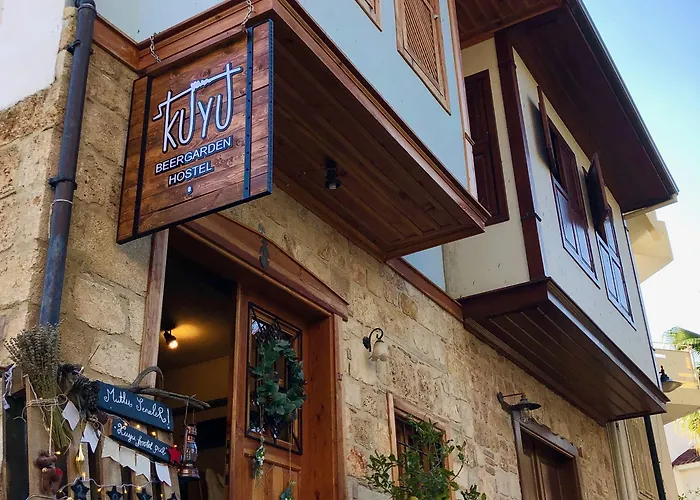 Kuyu Beergarden Hostel